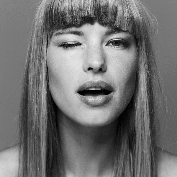 black-and-white-woman-portrait