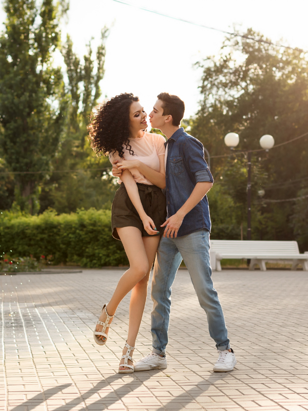 couple dancing on the street