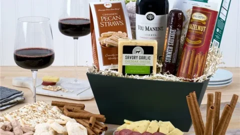 Image for BIRTHDAY RED WINE GIFT